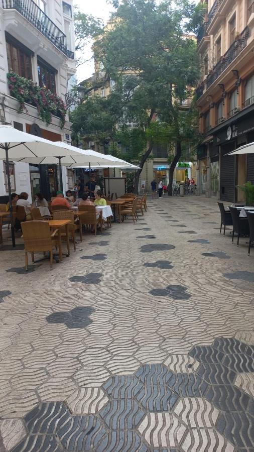 Valencia Aparthotel Cosmo Εξωτερικό φωτογραφία
