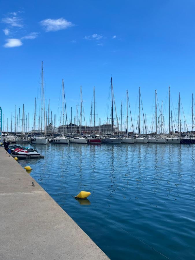 Valencia Aparthotel Cosmo Εξωτερικό φωτογραφία