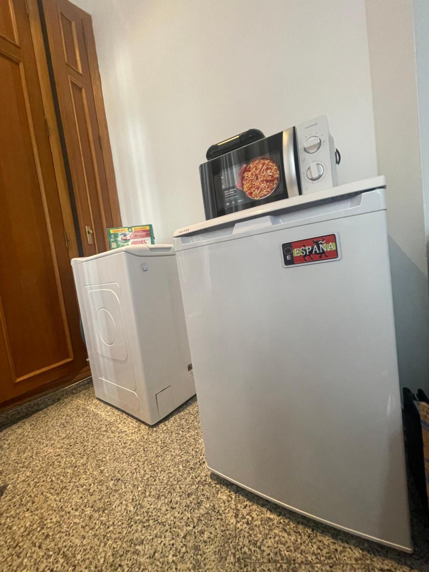 Valencia Aparthotel Cosmo Εξωτερικό φωτογραφία