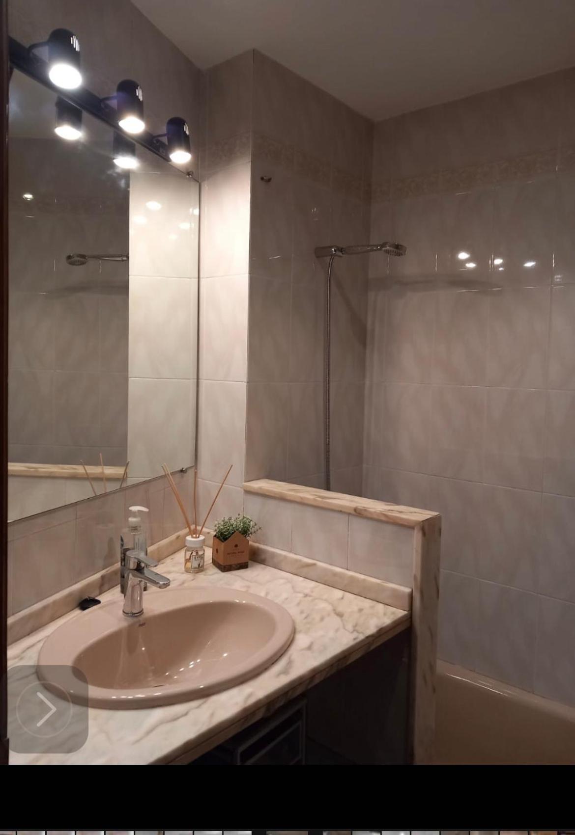Valencia Aparthotel Cosmo Εξωτερικό φωτογραφία